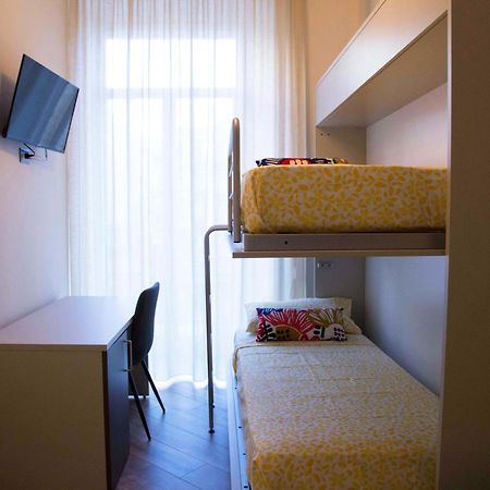 Rooms Garibaldi 나폴리 외부 사진