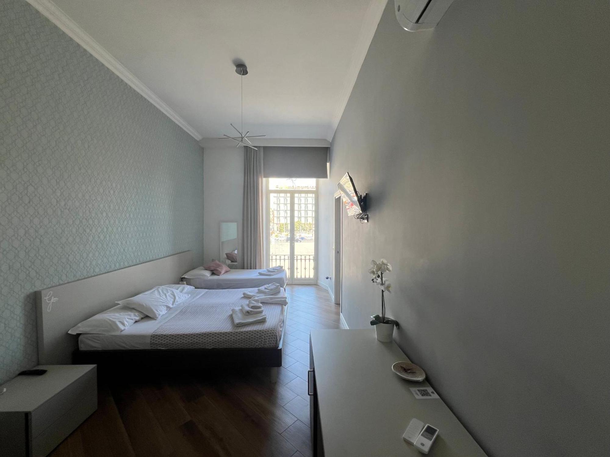 Rooms Garibaldi 나폴리 외부 사진