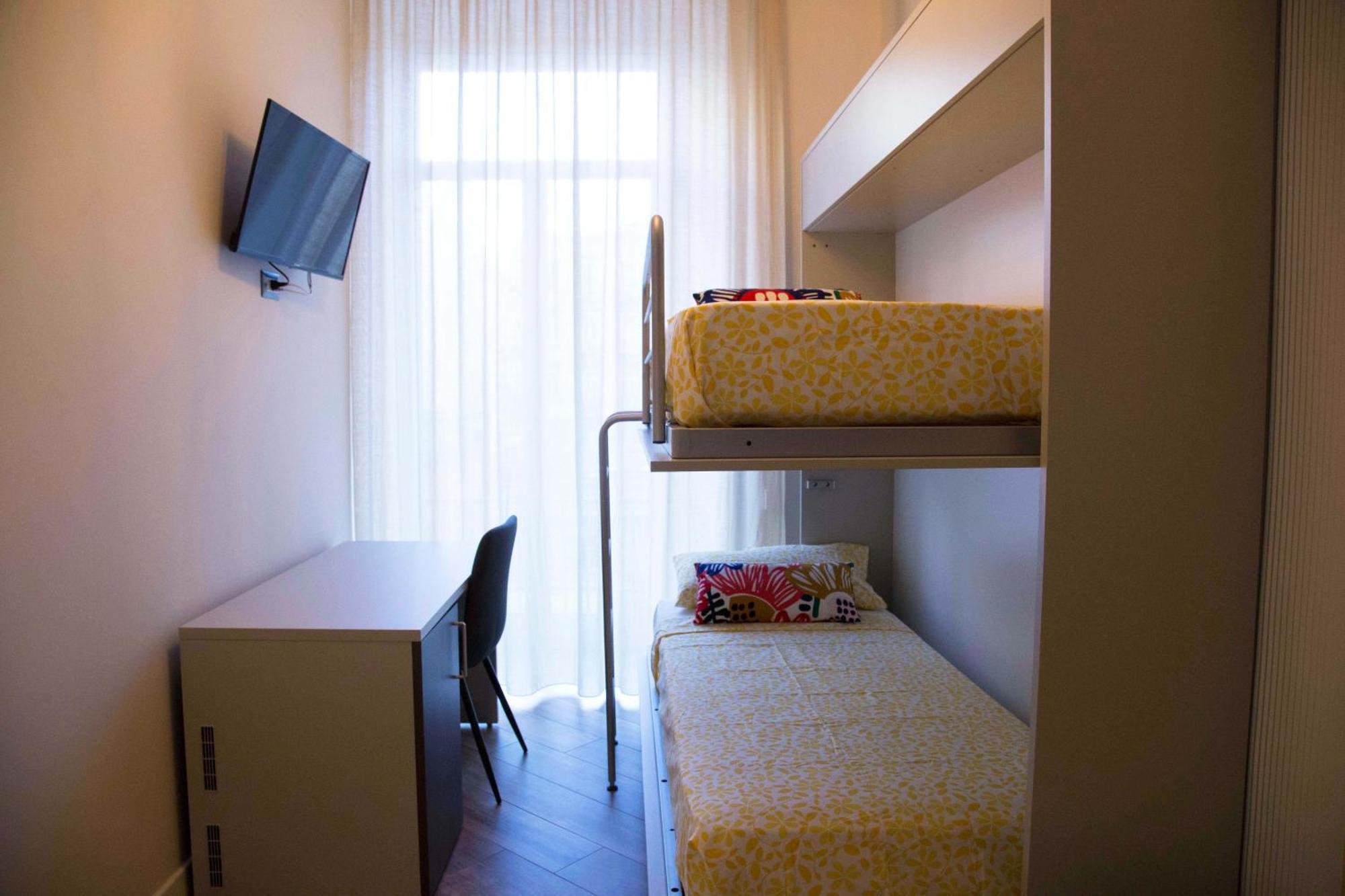 Rooms Garibaldi 나폴리 외부 사진
