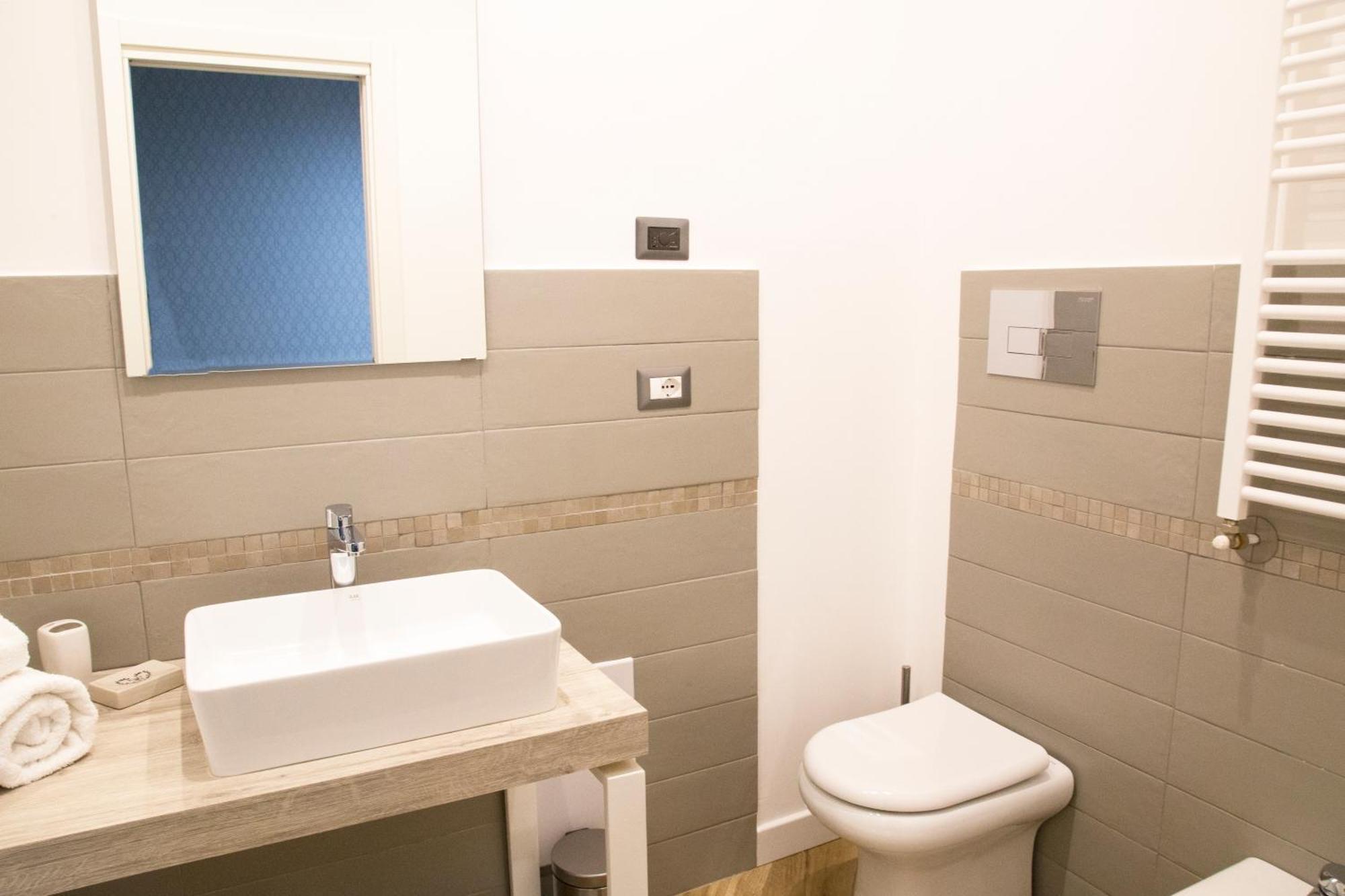 Rooms Garibaldi 나폴리 외부 사진