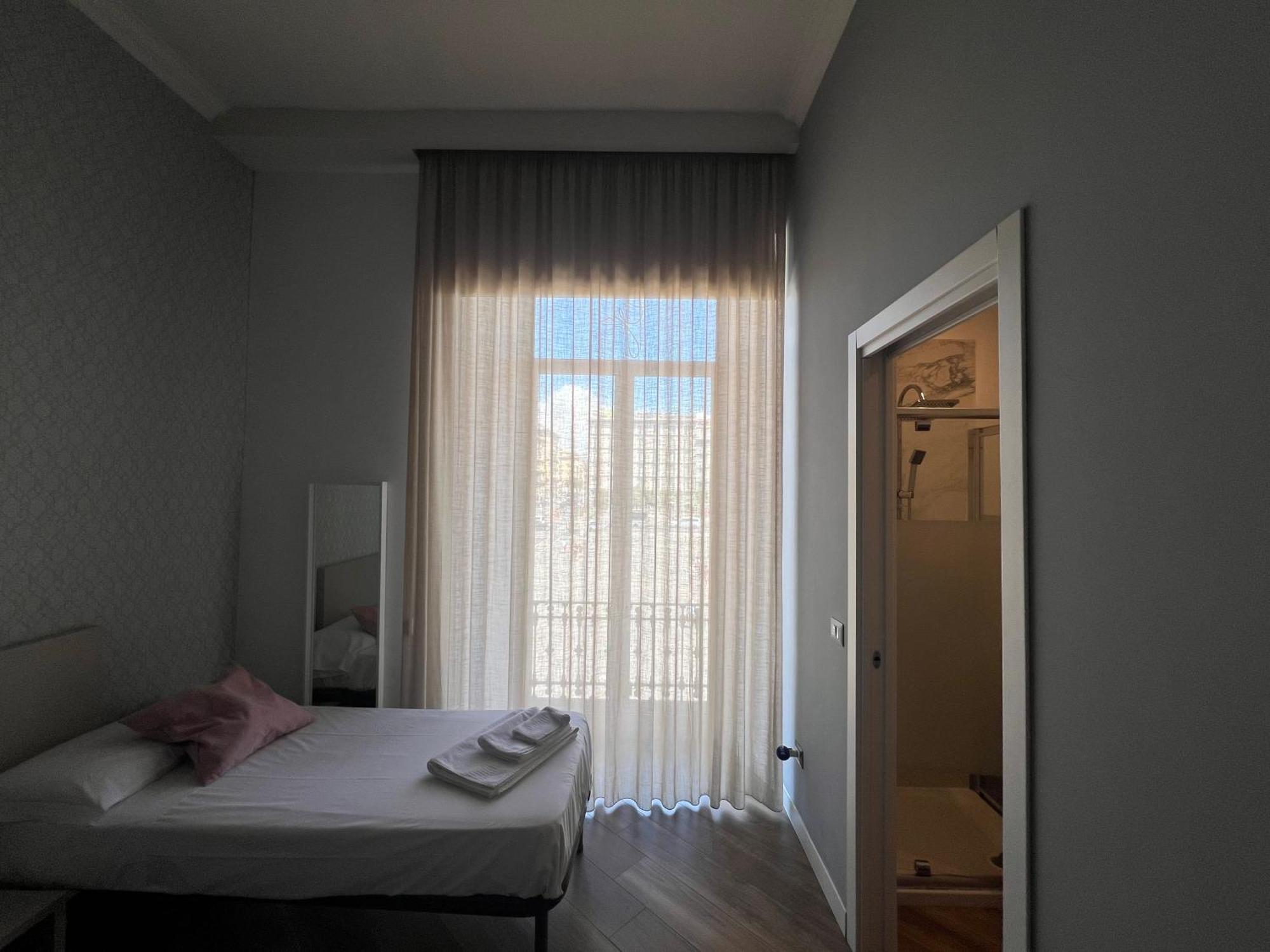 Rooms Garibaldi 나폴리 외부 사진